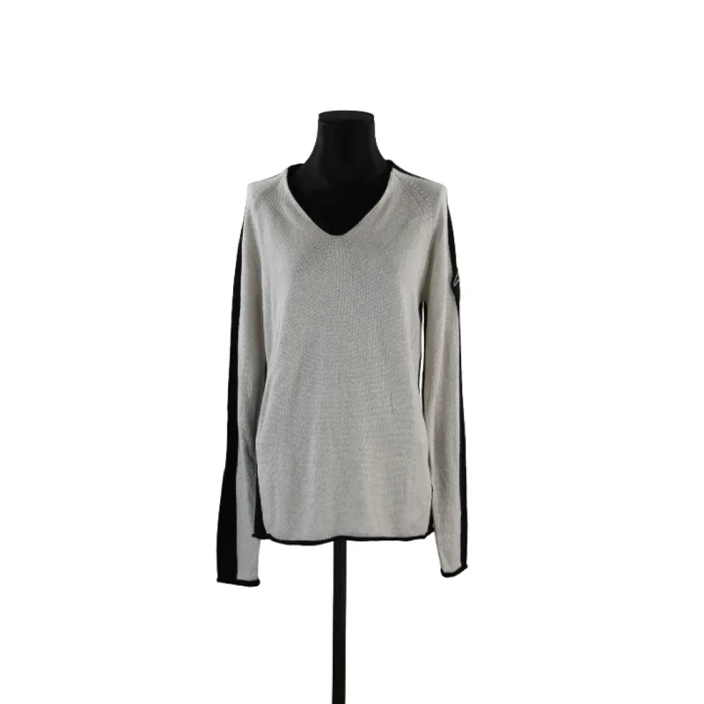 Armani Pre-owned Voldoende wollen tops Gray Dames