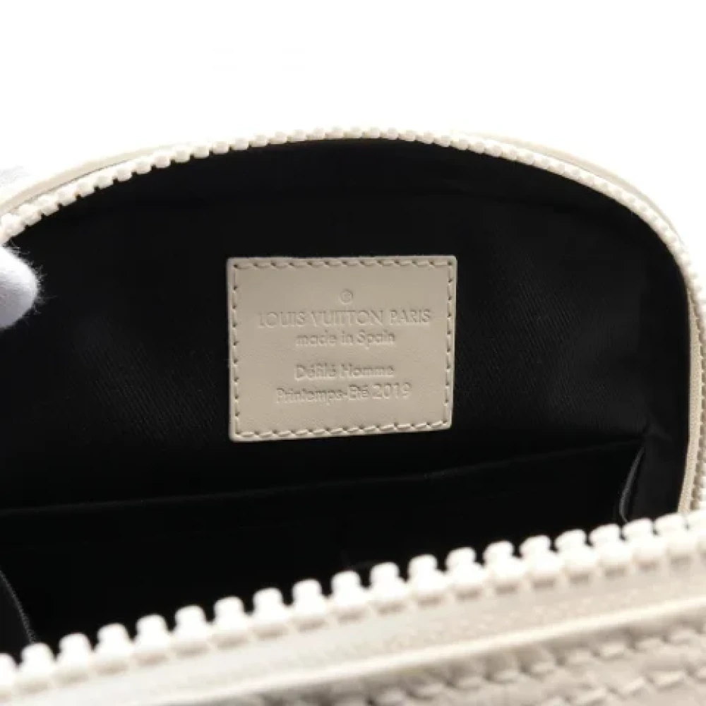 Louis Vuitton Vintage Pre-owned Leather shoulder-bags White Dames