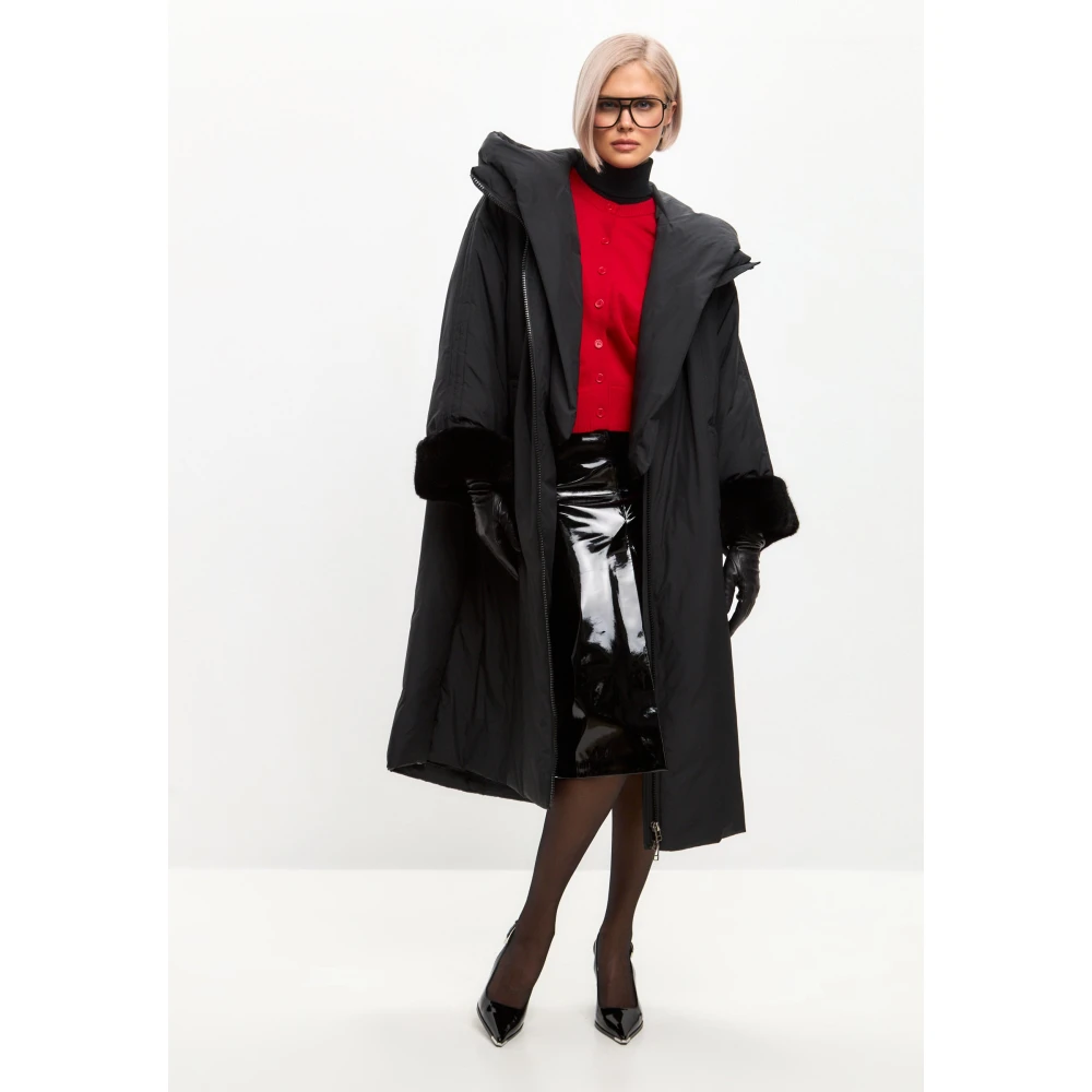 Cesare Gaspari Oversized gewatteerde jas met capuchon en nepbont manchetten Zwart Black Dames