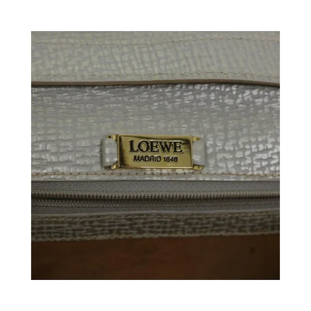 Loewe Pre-owned Leather handbags Gray Dames