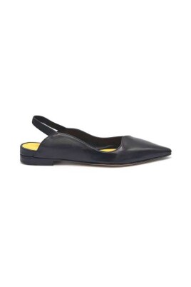 black-leather-ballerina-shoes