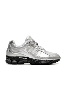 2002R Sneakers