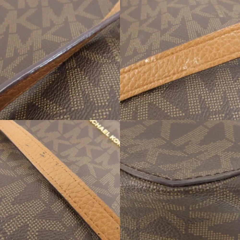 Michael Kors Pre-owned Canvas shoulder-bags Brown Dames
