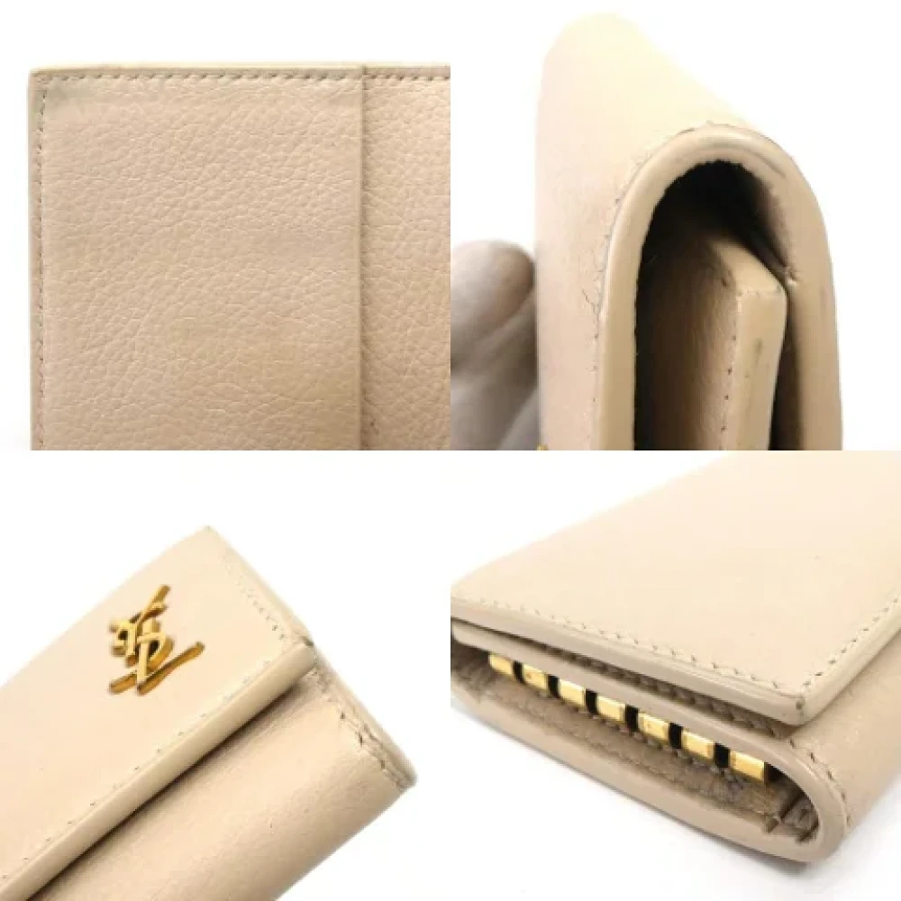 Yves Saint Laurent Vintage Pre-owned Leather key-holders Beige Dames