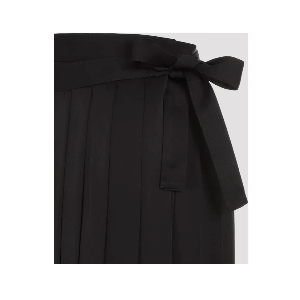 Fabiana Filippi Elegante Zwarte Rok Essentieel Garderobe Item Black Dames