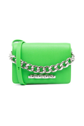 pre-owned-leather-shoulder-bags