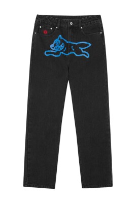 black-running-dog-jeans-with-patch