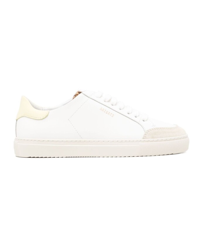 sneakers-blanches-pour-un-look-elegant