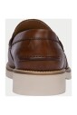 zapato-mocasin-de-cuero