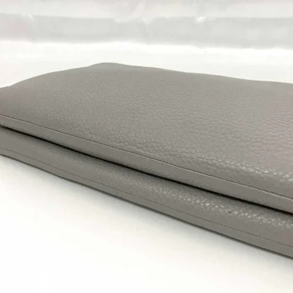 Michael Kors Pre-owned Leather shoulder-bags Gray Dames