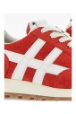 baskets-en-daim-rouge-avec-detail-h