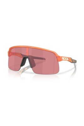 sporty-sunglasses-for-outdoor-activities