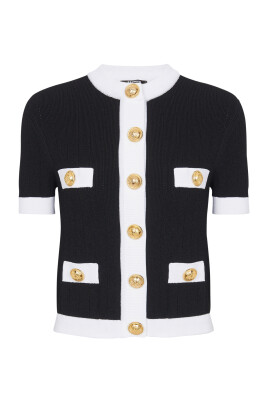 cardigan-en-maille-boutons