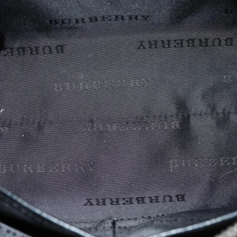 Burberry Vintage Pre-owned Fabric shoulder-bags Black Dames
