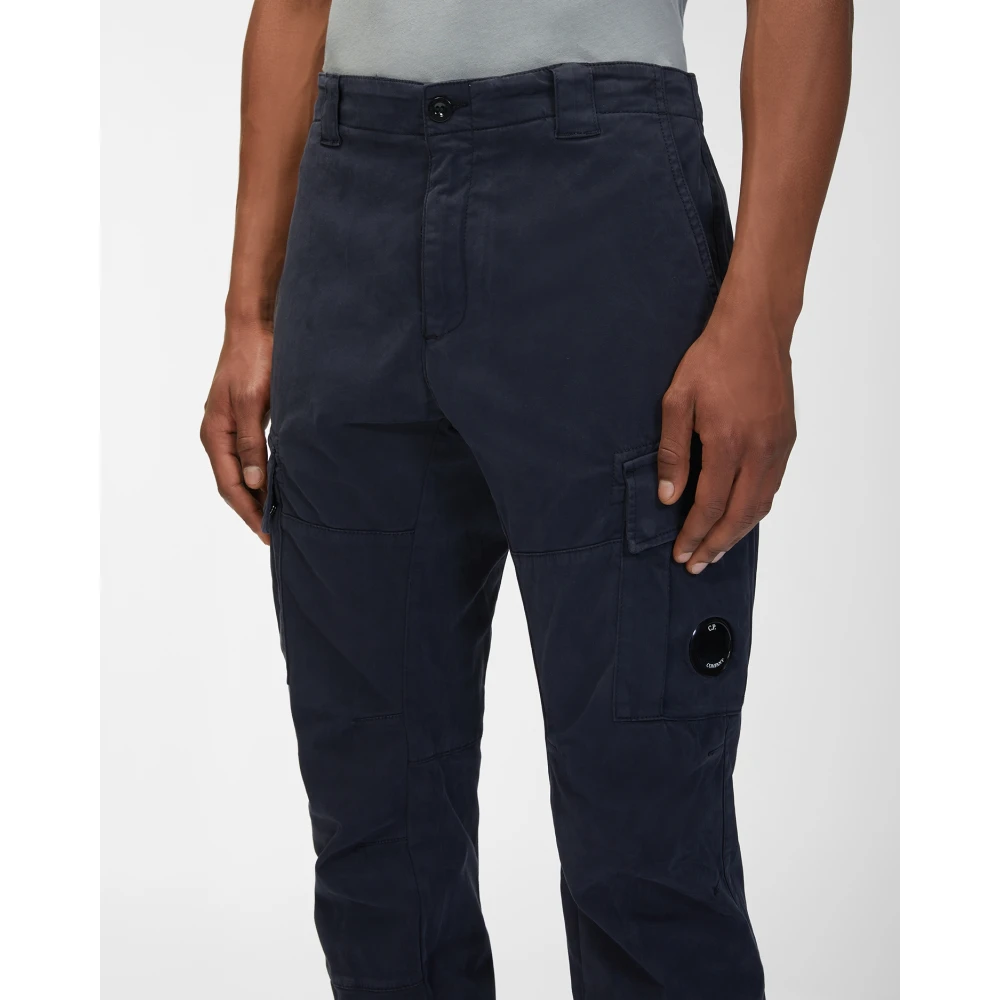 C.P. Company Stretch Sateen Cargo Broek met Lens Zak Blue Heren