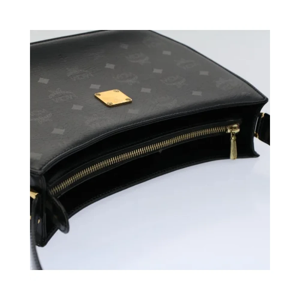 MCM Pre-owned Leather shoulder-bags Black Dames