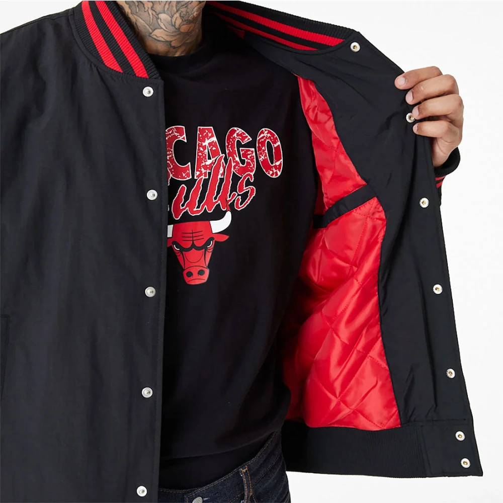 new era Chicago Bulls Team Script Bomberjack Black Heren