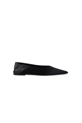 Nour Slippers