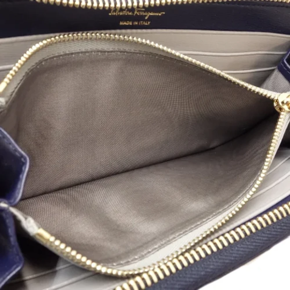 Salvatore Ferragamo Pre-owned Leather wallets Blue Dames