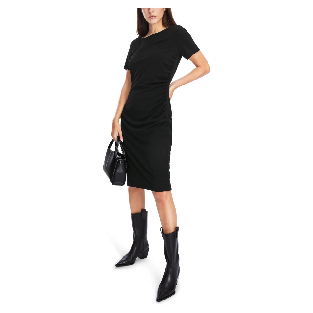 Marc Cain Wikkeljurk met Figuurvolgende Silhouet Black Dames