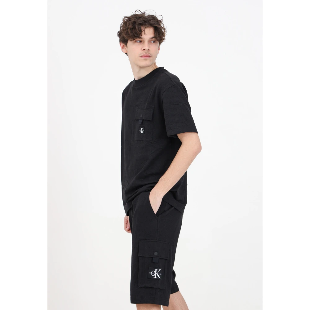 Calvin Klein Jeans Zwarte Bermuda Shorts met Cargo Zakken Black Heren