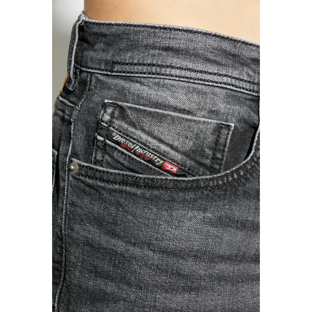 Diesel Jeans 2023 D-Finitive L.32 Gray Heren