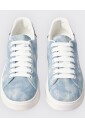 baskets-en-denim-avec-patch