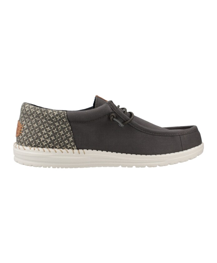 chaussures-a-lacets-a-motif-bloc
