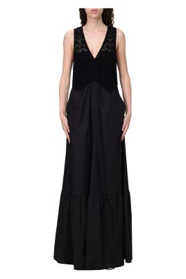 elegant-black-dress-with-lace-detail