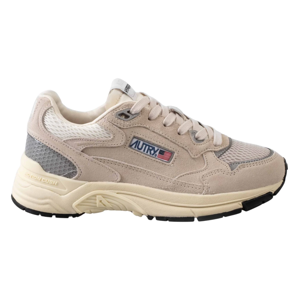 Autry Hyperway Low Dames Schoenen Roze