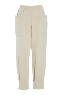 izumi-sweat-pants-ivory-casual-style