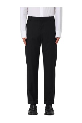 pantalon-noir-straight-leg