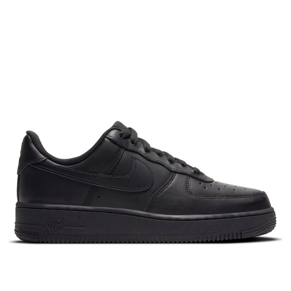 Nike Women's Black Air Force 1 07 Low - Skateboarding - 7 Uk - Sport