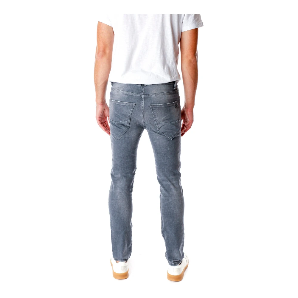 Elias Rumelis Relaxed Fit Midwaist Jeans met Distressed Details Gray Heren