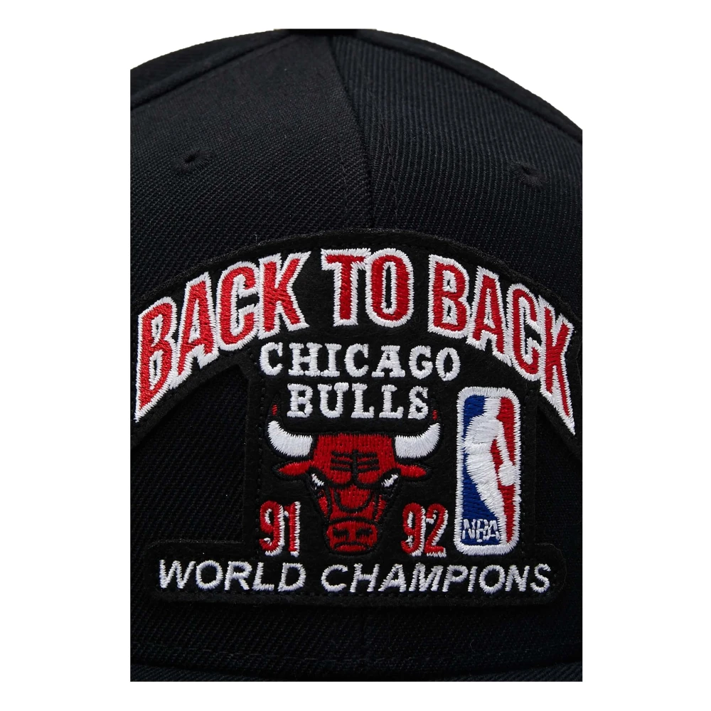 Mitchell & Ness Chicago Bulls Cap Black Unisex