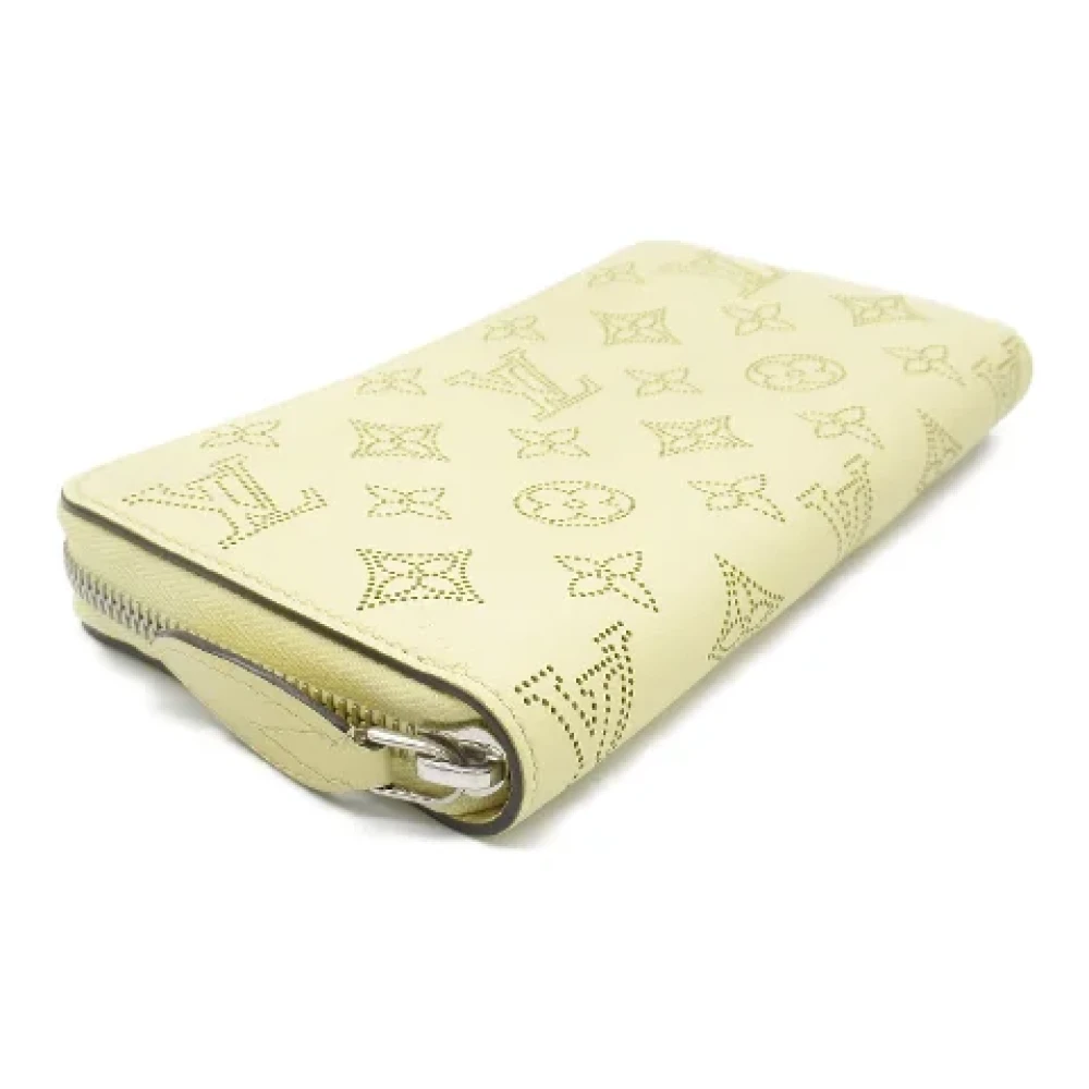 Louis Vuitton Vintage Pre-owned Leather wallets Yellow Dames