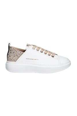 sneakers-peche-blanche-avec-talon-renforce