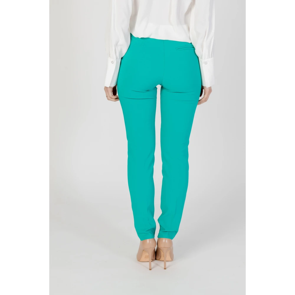 RINASCIMENTO Groene broek met rits en knoopsluiting Green Dames