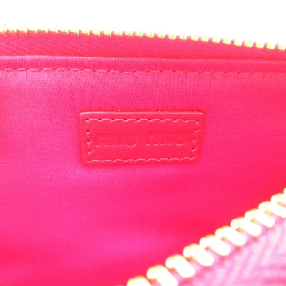 Miu Pre-owned Leather home-office Red Dames