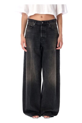 earl-wash-denim-jeans