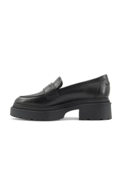 Finda Loafers
