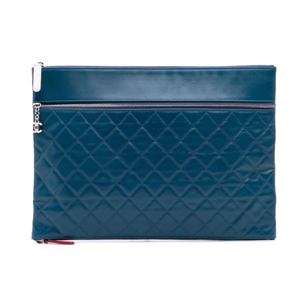 Chanel Vintage Women's Blue Pre-Owned Quilted Leather Pouch