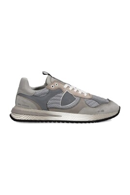 sneakers-gris-en-tissu-cuir-peau-de-mouton