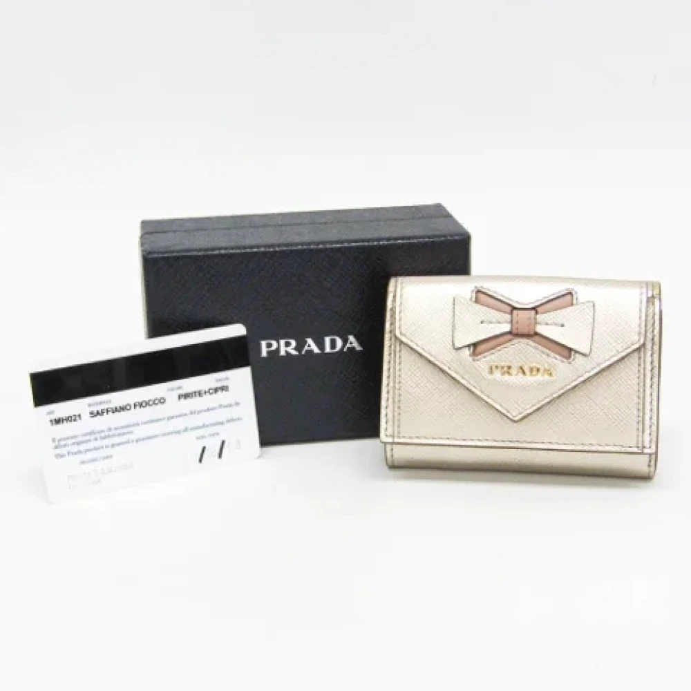 Prada Vintage Pre-owned Leather wallets Yellow Dames