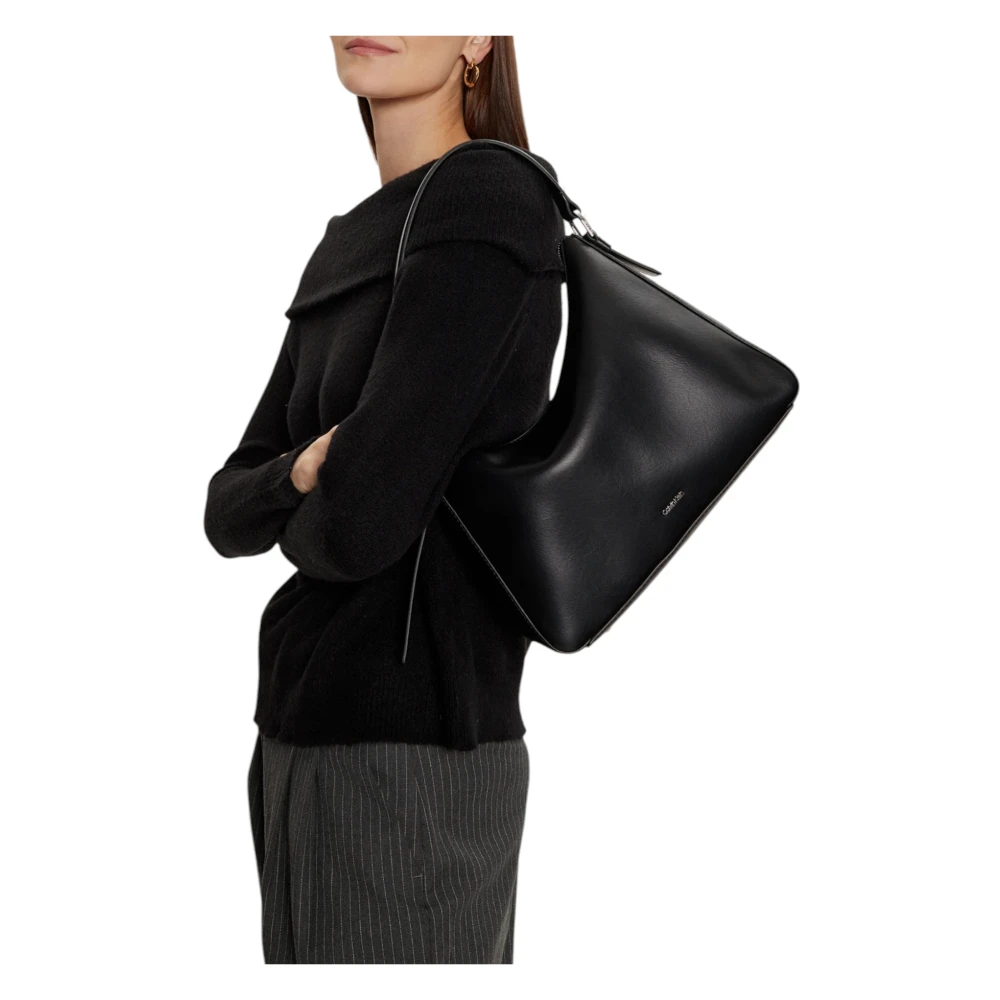 Calvin Klein Stijlvolle Middelgrote Tas Lente Zomer Collectie Black Dames