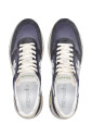 baskets-bleues-avec-inserts-en-cuir