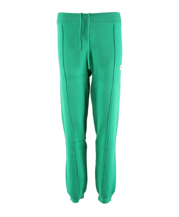 green-training-pants-for-women