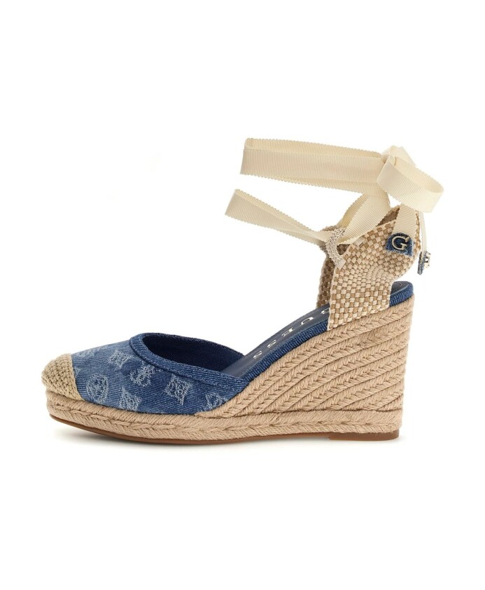 compensees-bleues-chaussures-a-talon-haut