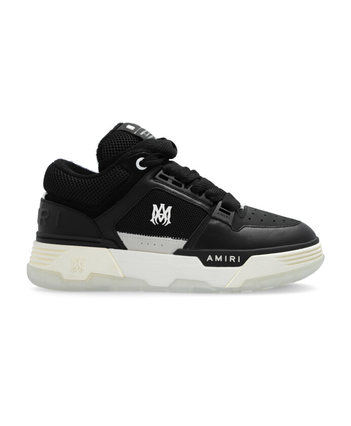 chaussures-de-sport-ma-1