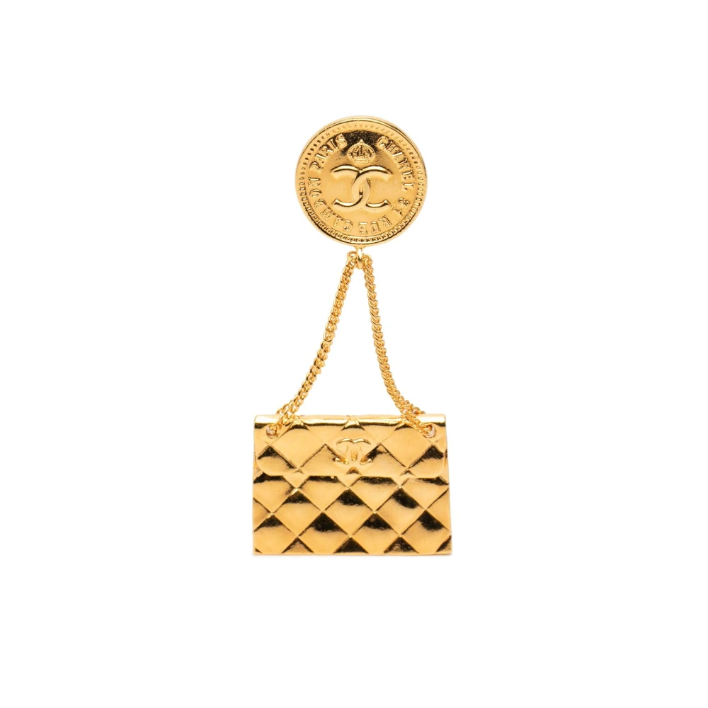 Chanel Vintage Women's Yellow Pre-Owned Novelty Charm